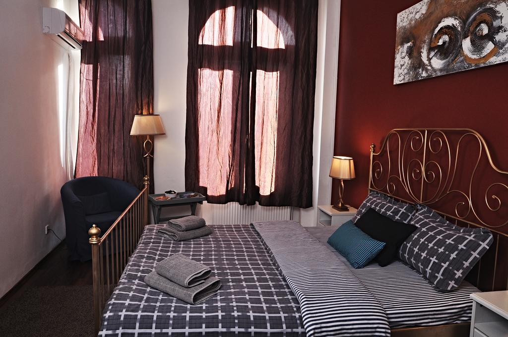Antique Hostel Bucareste Quarto foto